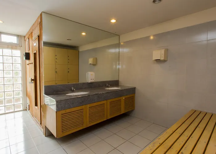 Sky Place Srinakarin Hotel 5*
