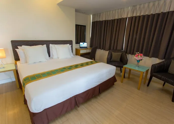 Hotel Sky Place Srinakarin 5*